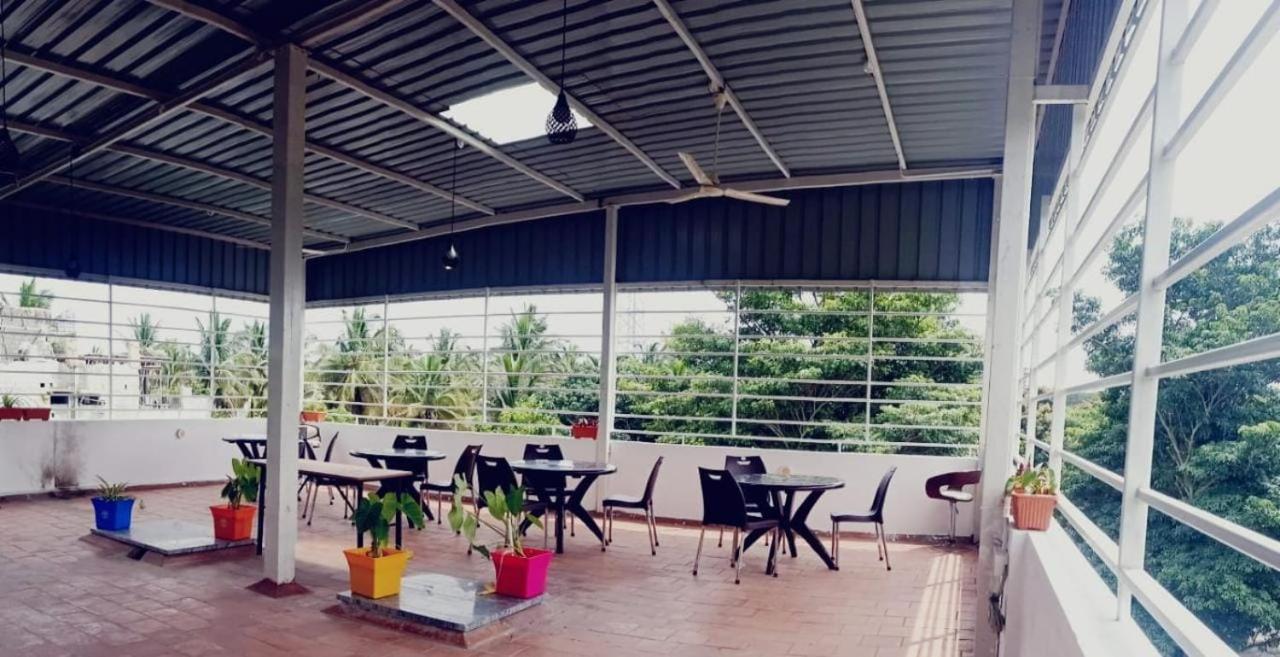 Avi Fortune Suites Bangalore Exterior foto
