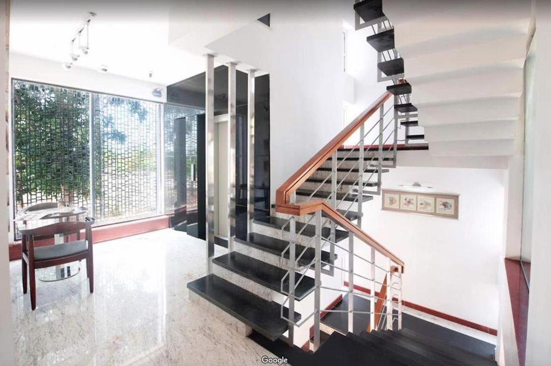 Avi Fortune Suites Bangalore Exterior foto