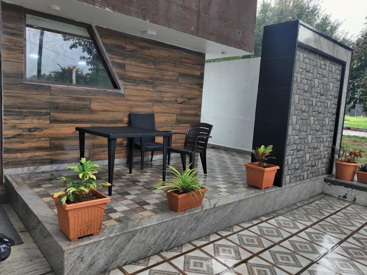 Avi Fortune Suites Bangalore Exterior foto